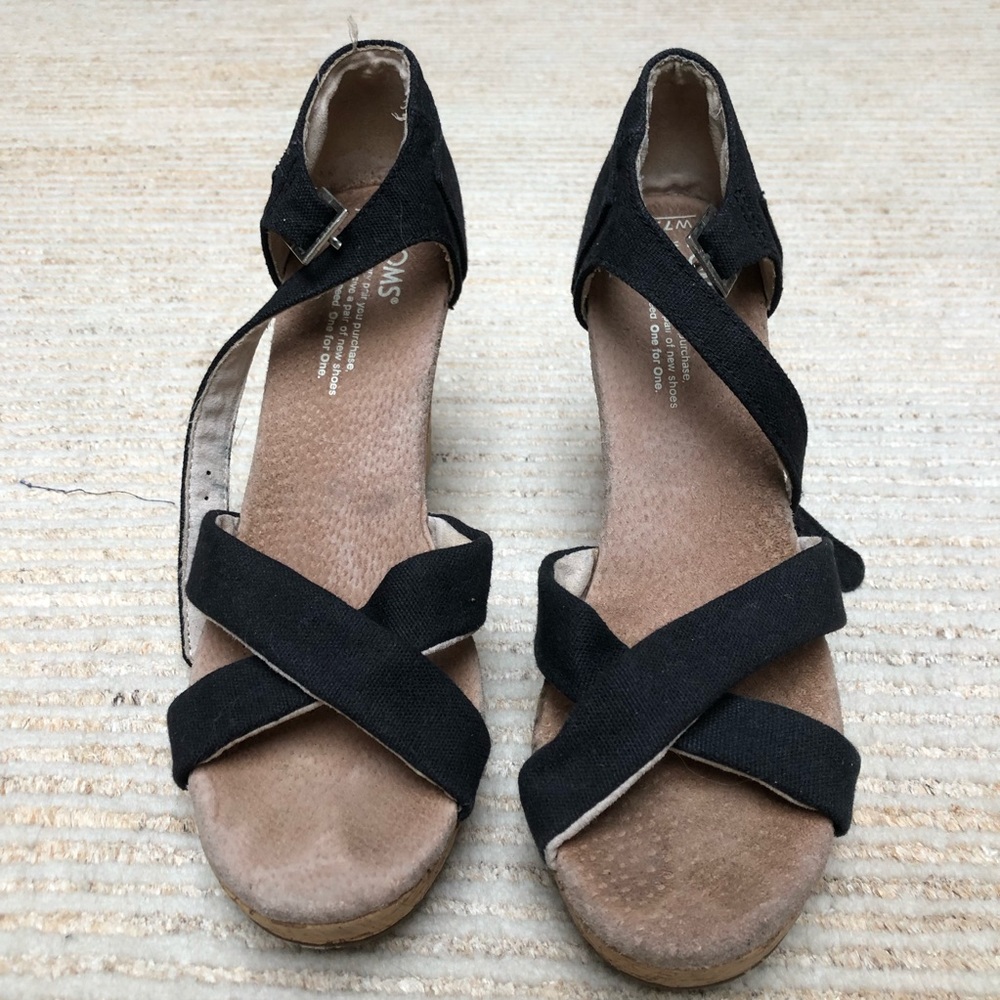 COMFY TOMS WEDGES